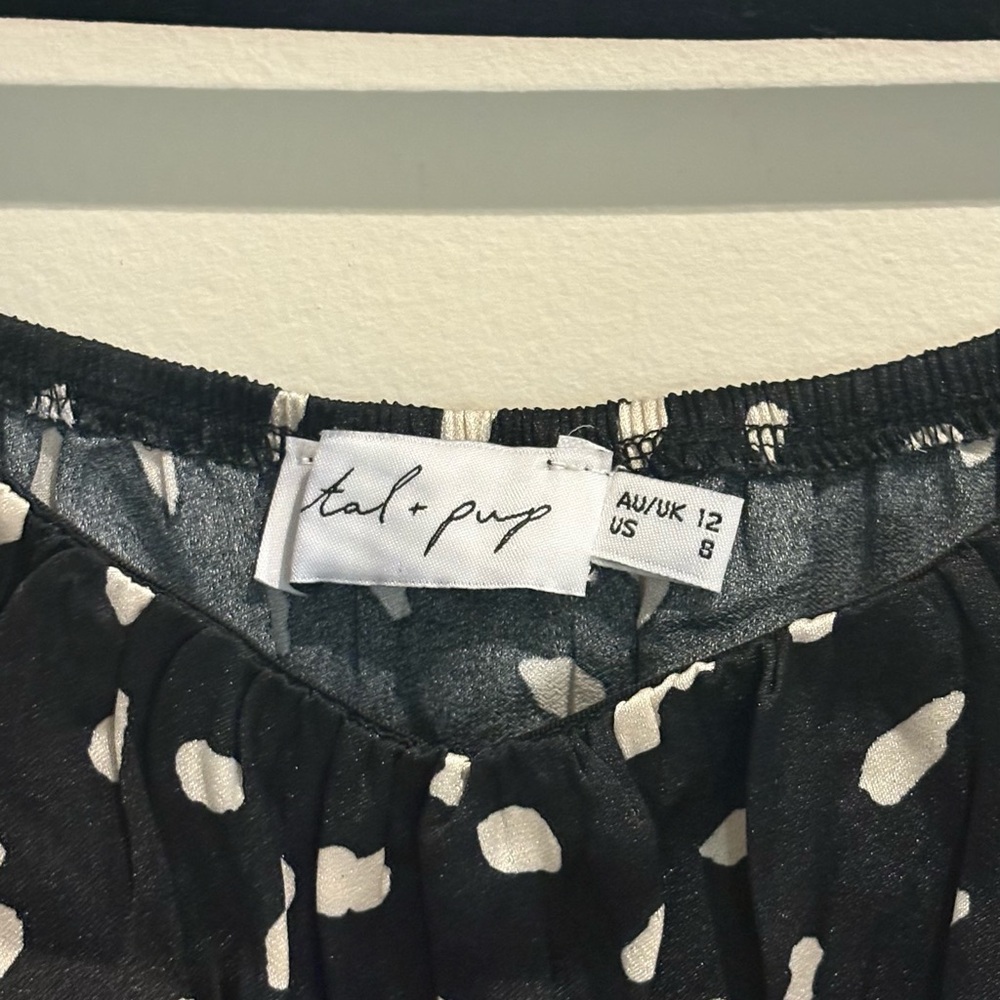Petal & Pup Keyler Off the Shoulder Satin Midi Dress Size 8 Black & White Dot - Picture 9 of 10